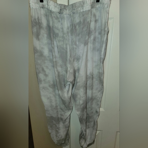NY & C Soho Street, Women's Gray Tie Dye Harem Style Lounge Pants Size XL - Picture 2 of 5